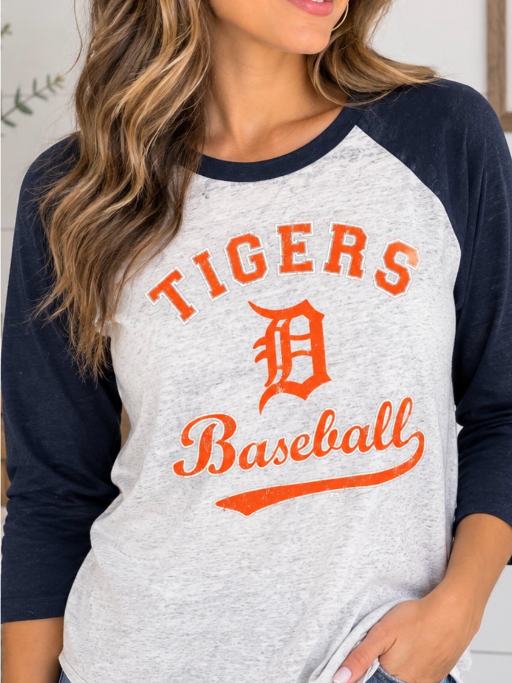 Majestic Threads- NWT- size Med. Women’s Detroit Tigers- Navy & White Jersey